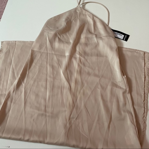 ✨HP✨NWT | NASTY GAL | Size 4 | Halter Neck Satin Midi Slip Dress - Picture 7 of 14